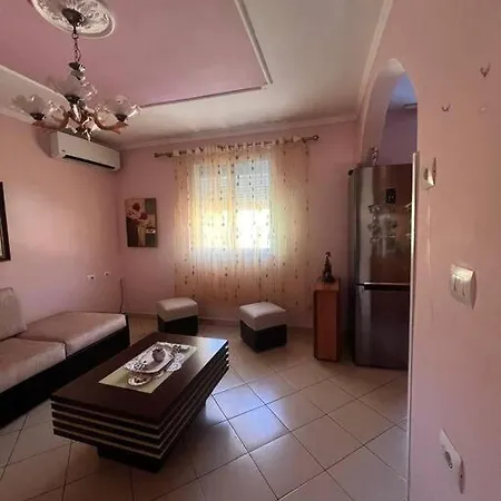 Nicole'S Cozy Apartment Berat Exterior photo